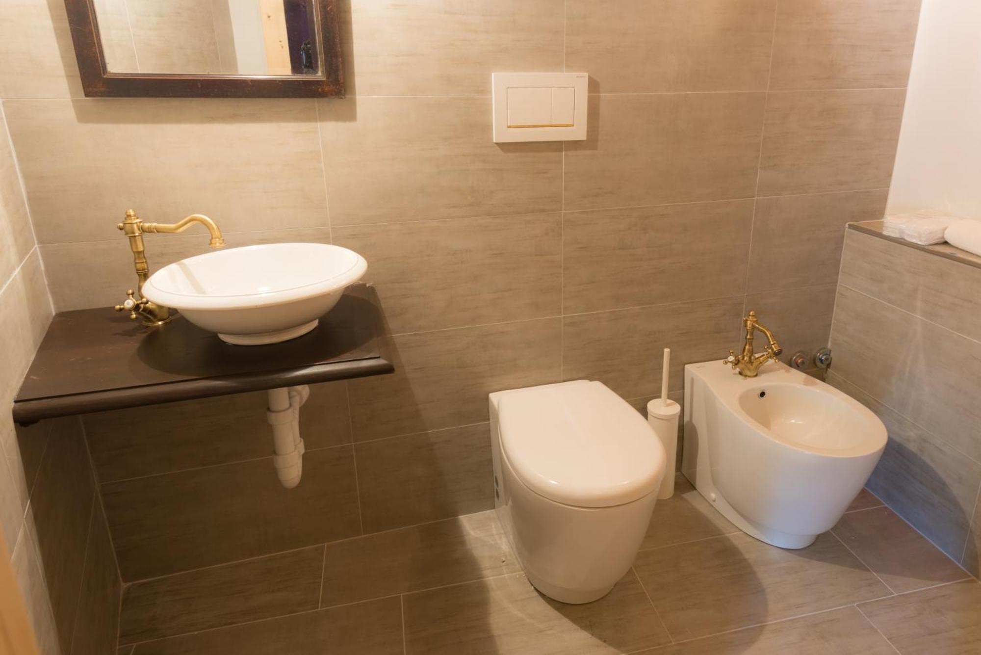 أَويستا Quart De Lune - Boutique B&B الغرفة الصورة