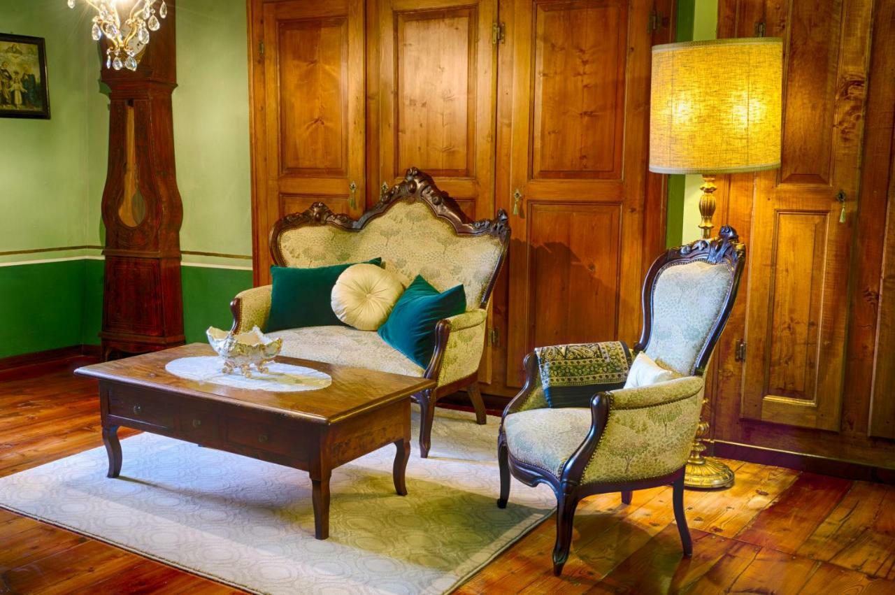 أَويستا Quart De Lune - Boutique B&B المظهر الخارجي الصورة